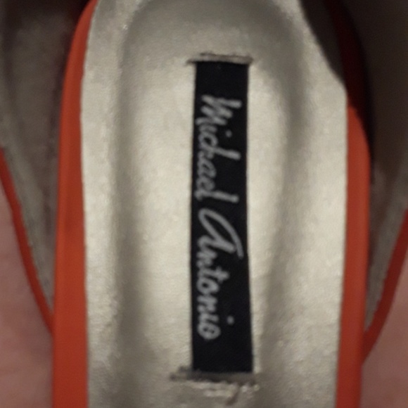 Pumps - Picture 4 of 5